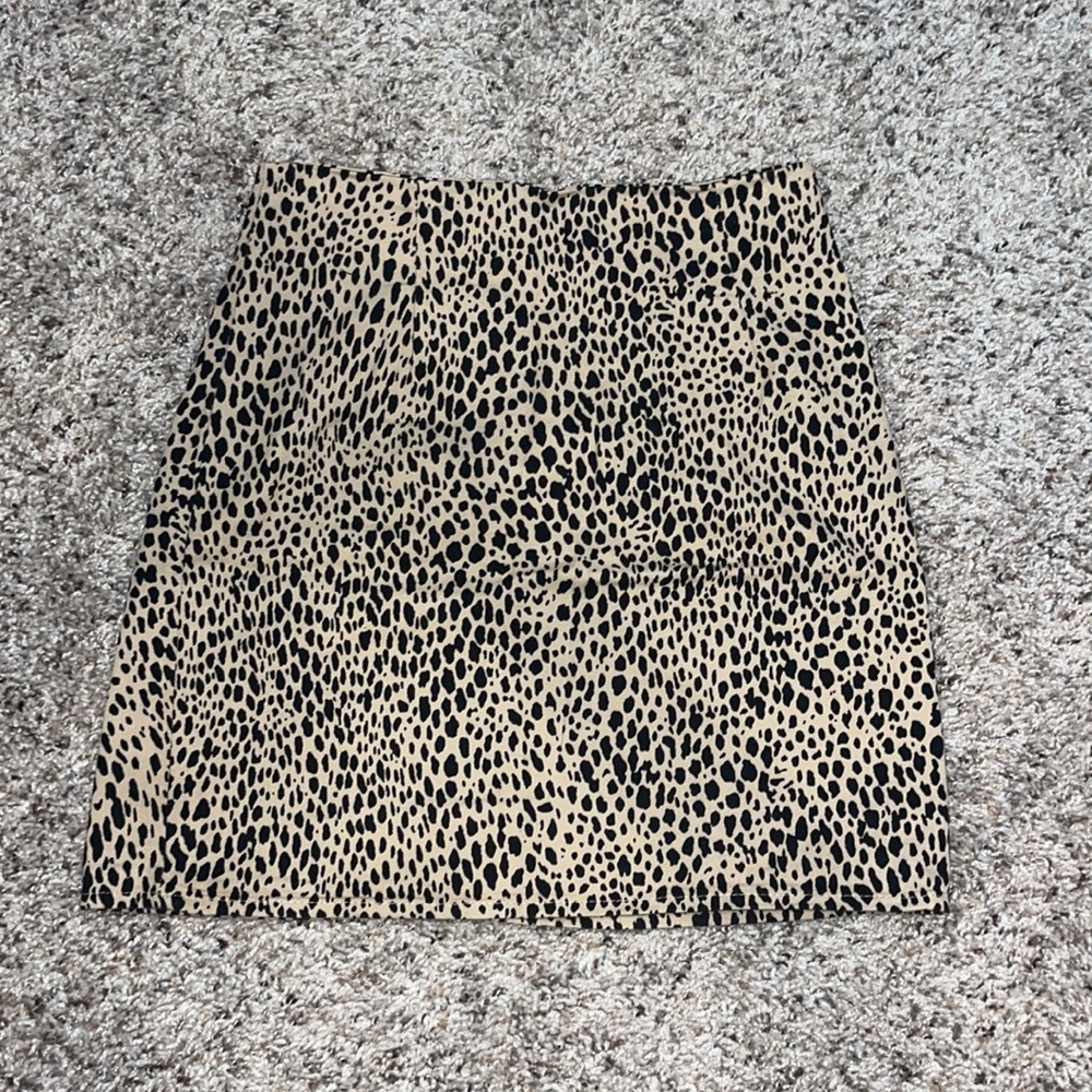 Brandy Melville bodycon cheetah skirt